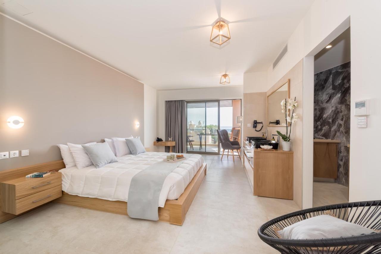 Lilium Luxury Suites Agia Marina 外观 照片