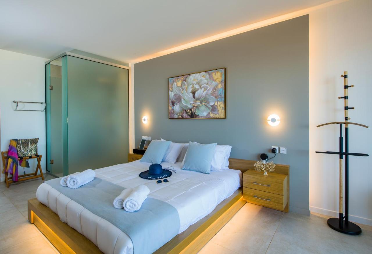 Lilium Luxury Suites Agia Marina 外观 照片